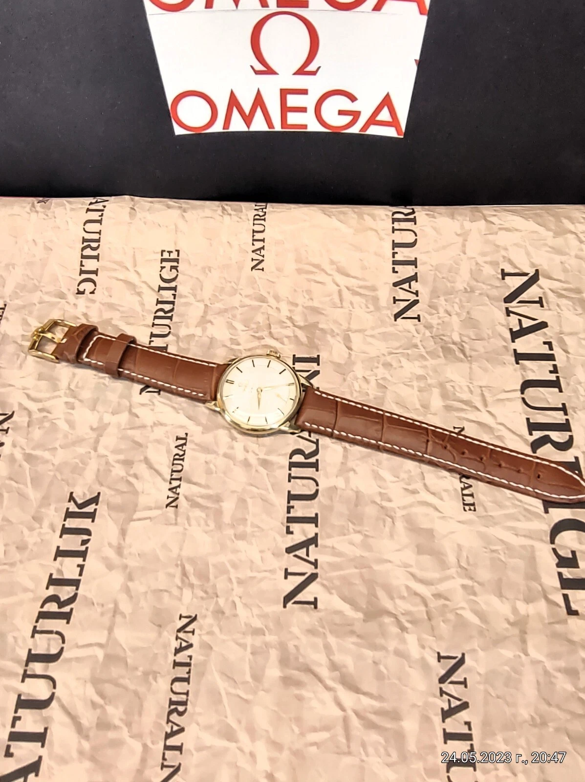 OMEGA GENÈVE VINTAGE PIE PAN – 18K SOLID GOLD